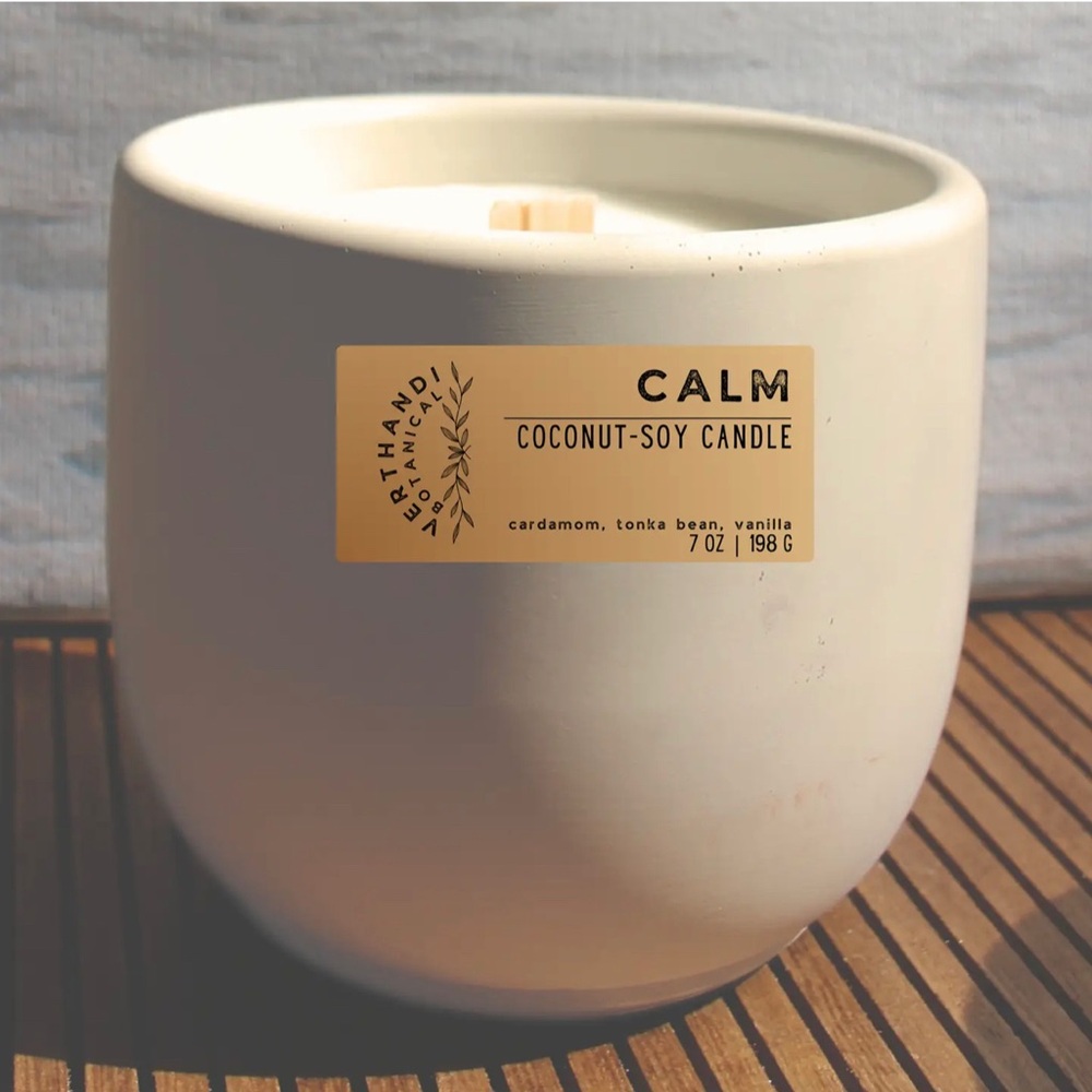 Luxury Candle by Verthandi Botanical in Scent: Calm